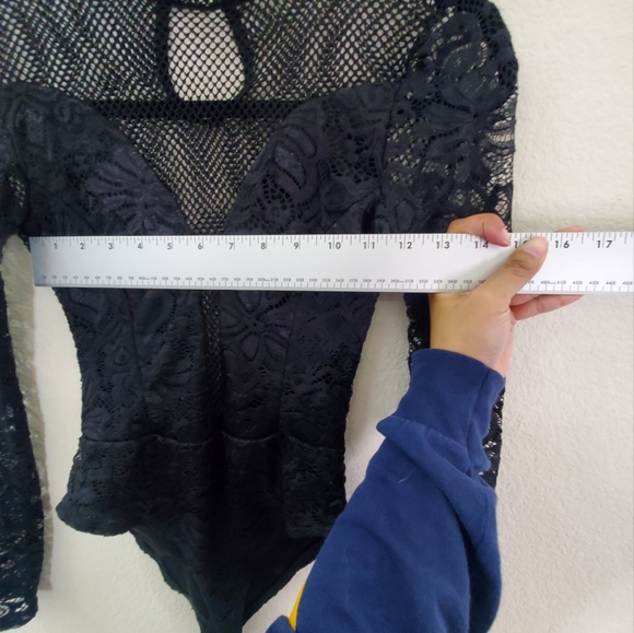 Charlotte Russe Black/Fishnet Floral Applique Bodysuit - Picture 11 of 12